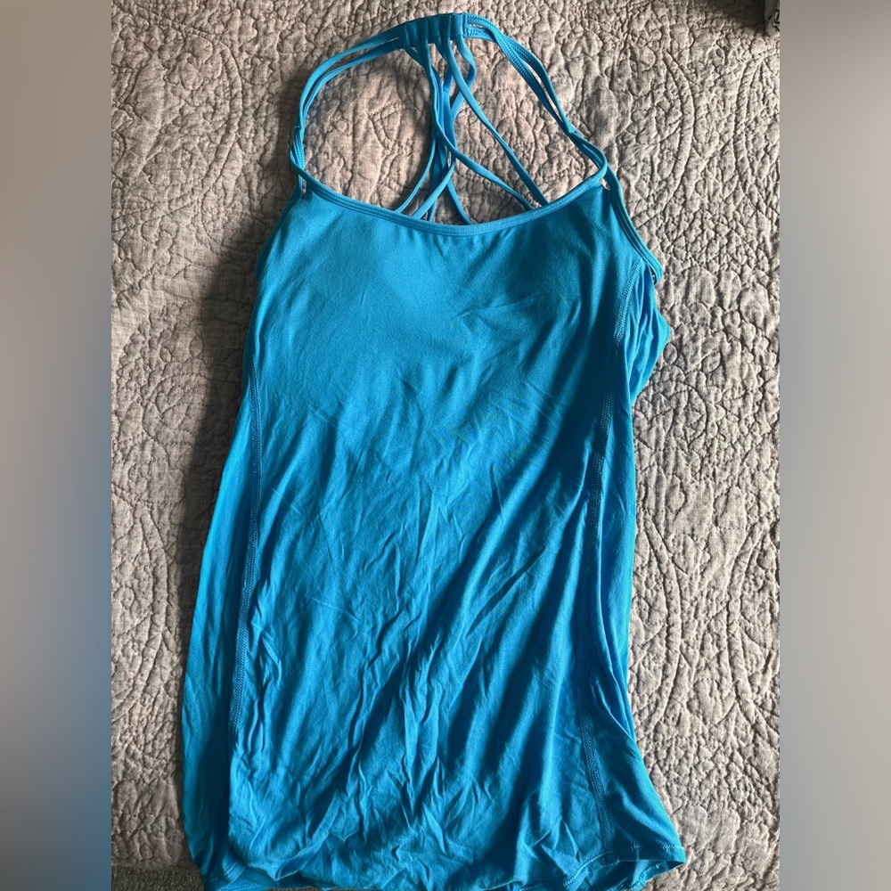Lululemon built in bra tank top! Size 4